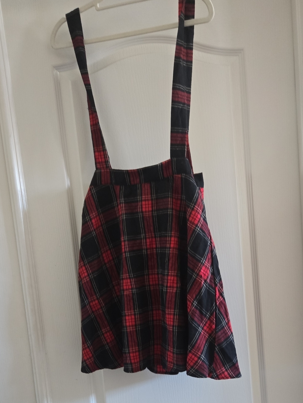 ROMWE Red and Black Plaid Suspender Skirt